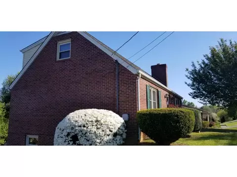 134 Dayton Gray Tn 37615, Gray, TN 37615 photo 2