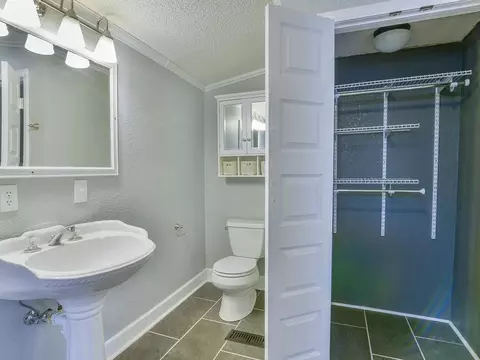 403 Main Avenue Erwin Tn 37650, Erwin, TN 37650 photo 16