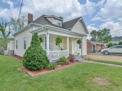 317 Willow Avenue Erwin Tn 37650, Erwin, TN 37650 photo 2