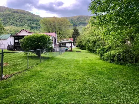 2210 3rd Avenue Big Stone Gap Va 24219, Big Stone Gap, VA 24219 photo 6
