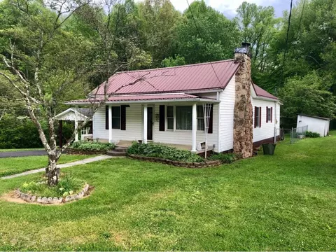 2210 3rd Avenue Big Stone Gap Va 24219, Big Stone Gap, VA 24219 photo 1