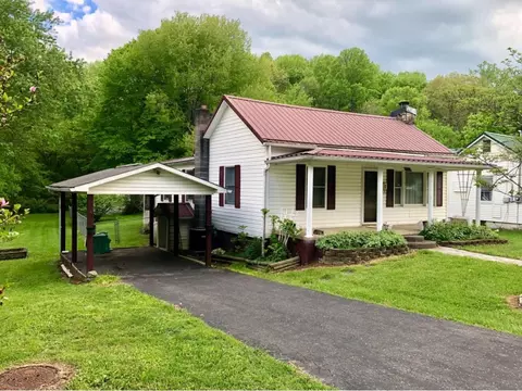 2210 3rd Avenue Big Stone Gap Va 24219, Big Stone Gap, VA 24219 photo 2
