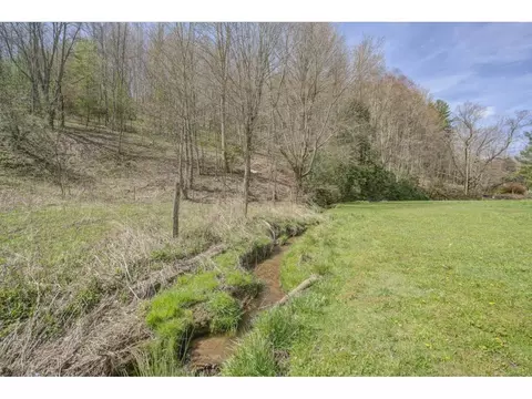 727 Fairview Road Hampton Tn 37658, Hampton, TN 37658 photo 5