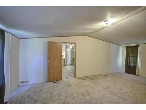 727 Fairview Road Hampton Tn 37658, Hampton, TN 37658 photo 21