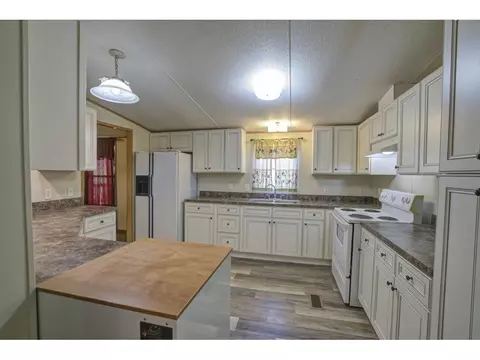 727 Fairview Road Hampton Tn 37658, Hampton, TN 37658 photo 12
