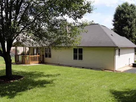110 Pine Hill Drive Gray Tn 37615, Gray, TN 37615 photo 4