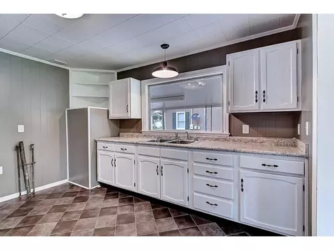 129 Ruby Avenue Elizabethton Tn 37643, Elizabethton, TN 37643 photo 11