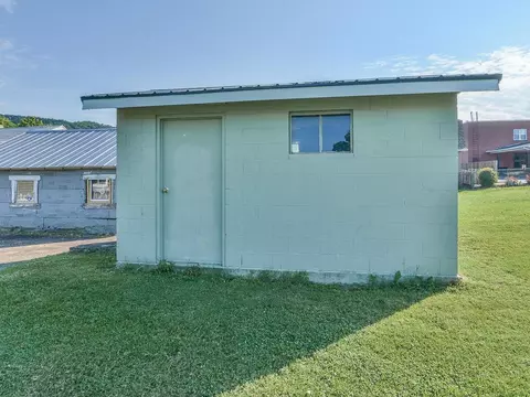 1032 Elm Avenue Erwin Tn 37650, Erwin, TN 37650 photo 33