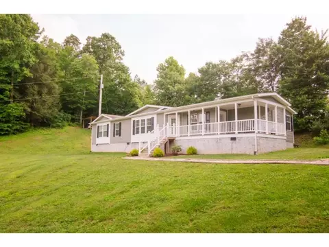 12015 Chipmunk Drive Pound Va 24279, Pound, VA 24279 photo 1