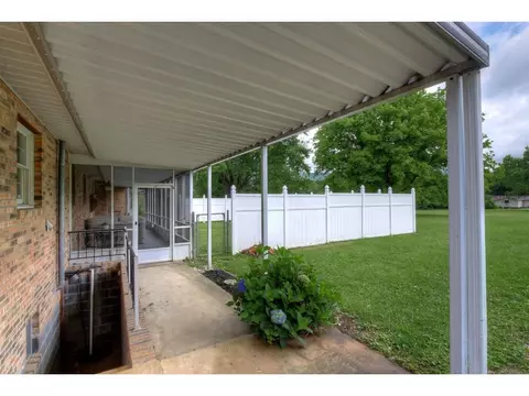 939 9th Erwin Tn 37650, Erwin, TN 37650 photo 32