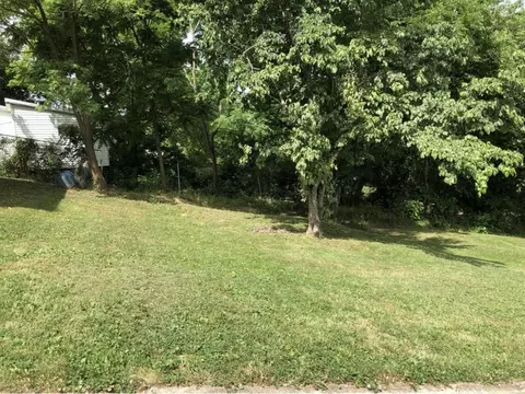 347 Locust Street Greeneville Tn 37745, Greeneville, TN 37745 photo 3