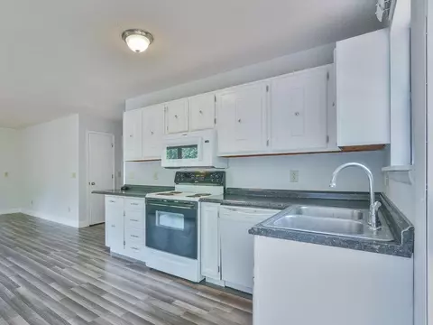 1990 Michael Drive Johnson City Tn 37604, Johnson City, TN 37604 photo 8