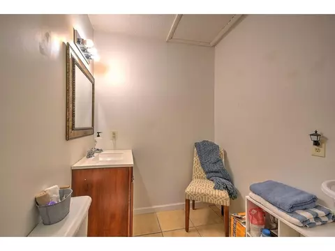 302 E Chestnut Johnson City Tn 37601, Johnson City, TN 37601 photo 24