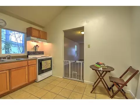 302 E Chestnut Johnson City Tn 37601, Johnson City, TN 37601 photo 12