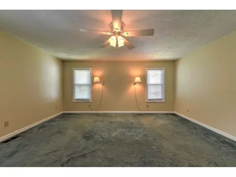 2219 Bay Street Bristol Tn 37620, Bristol, TN 37620 photo 11