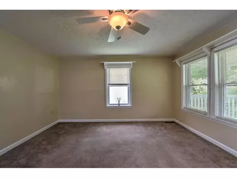 2219 Bay Street Bristol Tn 37620, Bristol, TN 37620 photo 3