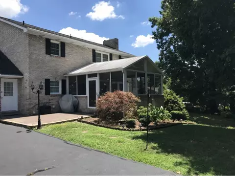 928 Millercrest Johnson City Tn 37604, Johnson City, TN 37604 photo 3