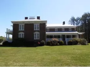 206 Main St The Butler Mansion Hampton Tn 37658, Hampton, TN 37658 photo 3
