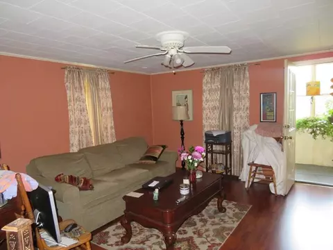317 Pine Street, Erwin, TN 37650 photo 5