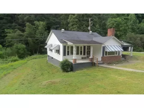 9027 Birchfield Road Pound Va 24279, Pound, VA 24279 photo 3
