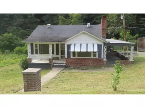 9027 Birchfield Road Pound Va 24279, Pound, VA 24279 photo 6