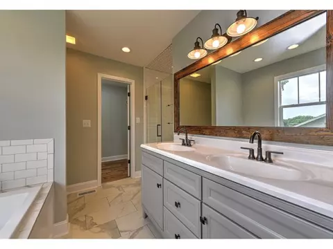 105 Hawk Lane Gray Tn 37615, Gray, TN 37615 photo 17