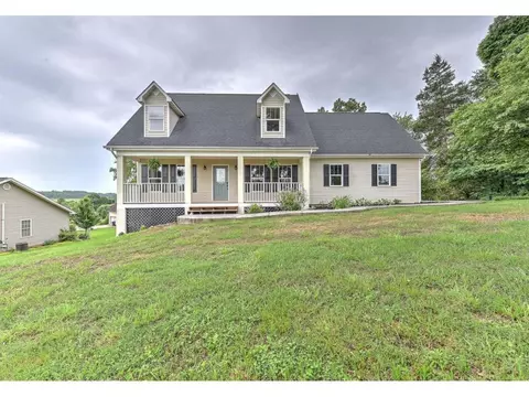 105 Hawk Lane Gray Tn 37615, Gray, TN 37615 photo 2