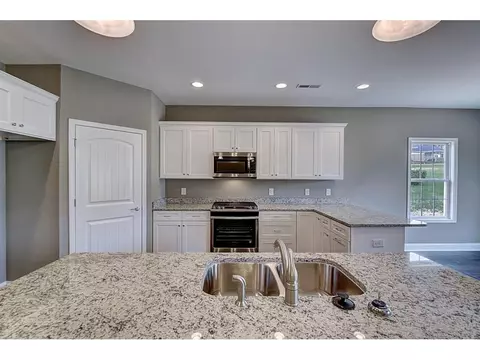 1359 Savin Falls Gray Tn 37615, Gray, TN 37615 photo 9