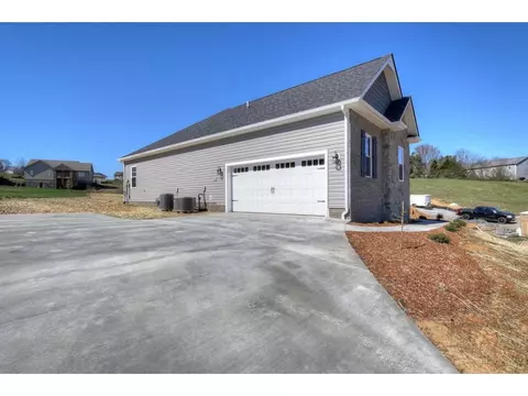 1359 Savin Falls Gray Tn 37615, Gray, TN 37615 photo 2