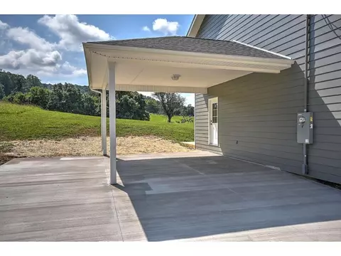 130 Cherry Lane Fall Branch Tn 37656, Fall Branch, TN 37656 photo 32