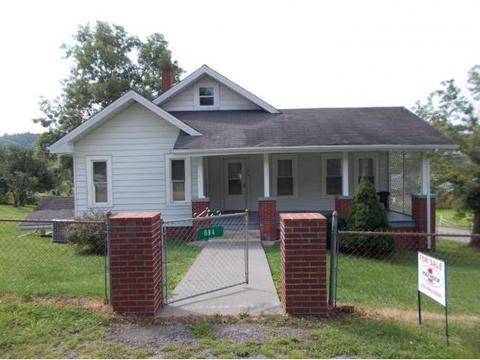 594 Putnam Rd, Honaker, VA 24260 photo 1