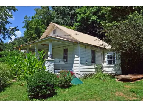 103 Ed Stout Road Hampton Tn 37658, Hampton, TN 37658 photo 15