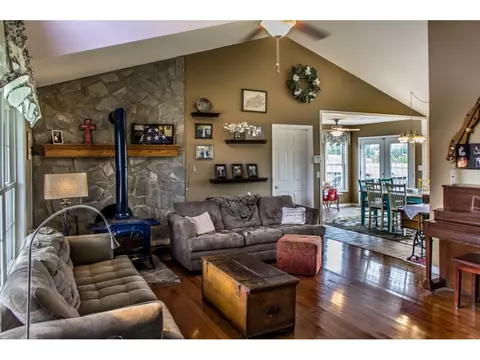 649 Fork Road Greeneville Tn 37743, Greeneville, TN 37743 photo 4