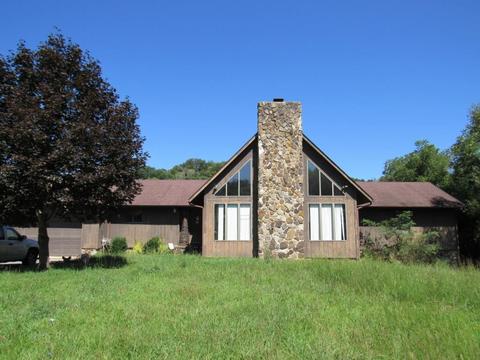 166 Mountain Road Pounding Mill Va 24637, Pounding Mill, VA 24637 photo 1