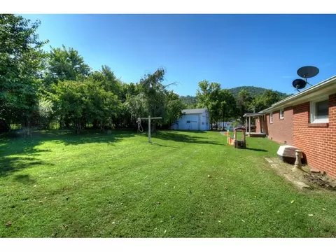 206 Smith Street Erwin Tn 37650, Erwin, TN 37650 photo 32