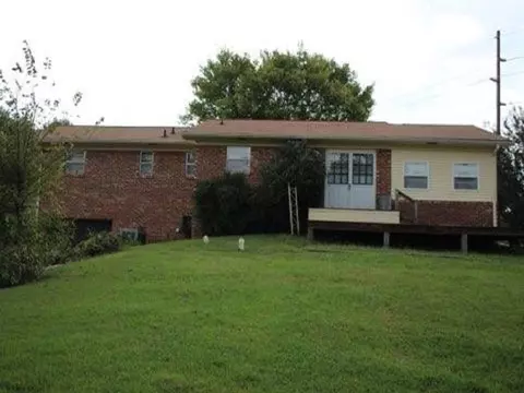 427 Whippoorwill Drive Talbott Tn 37877, Talbott, TN 37877 photo 2