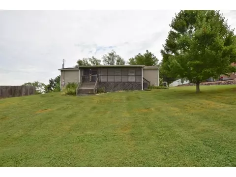 106 Johnson Street Greeneville Tn 37745, Greeneville, TN 37745 photo 2