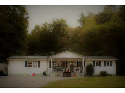 325 Piney Grove Road Hampton Tn 37658, Hampton, TN 37658 photo 4