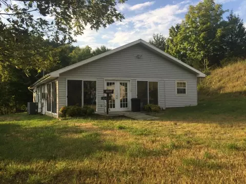 1050 Roaring Fork Road Greeneville Tn 37745, Greeneville, TN 37745 photo 2