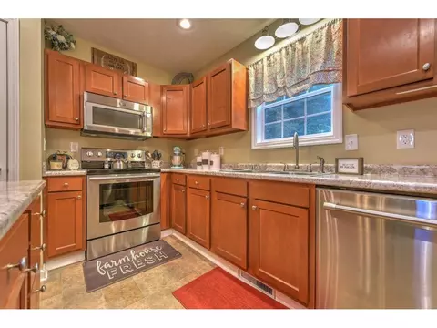 394 Browns Branch Road Hampton Tn 37658, Hampton, TN 37658 photo 21