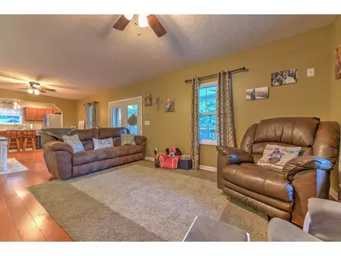 394 Browns Branch Road Hampton Tn 37658, Hampton, TN 37658 photo 8