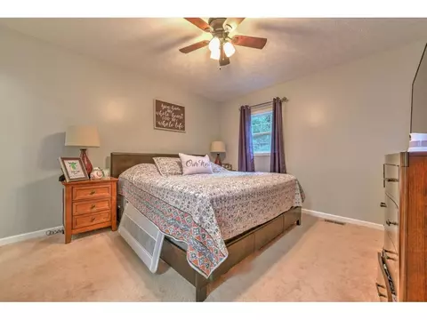 394 Browns Branch Road Hampton Tn 37658, Hampton, TN 37658 photo 23