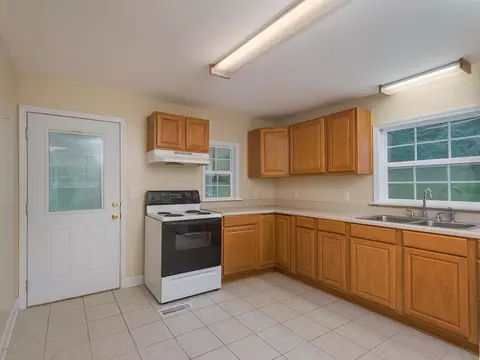 22358 Apache Lane Bristol Va 24202, Bristol, VA 24202 photo 11
