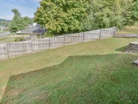 523 Gay Street Erwin Tn 37650, Erwin, TN 37650 photo 29