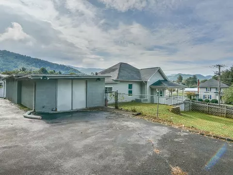 523 Gay Street Erwin Tn 37650, Erwin, TN 37650 photo 7