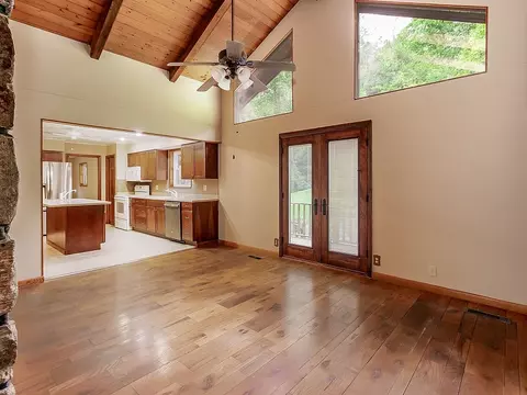 301 Hickory Hill Erwin Tn 37650, Erwin, TN 37650 photo 8