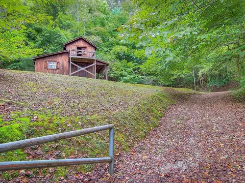 301 Hickory Hill Erwin Tn 37650, Erwin, TN 37650 photo 35
