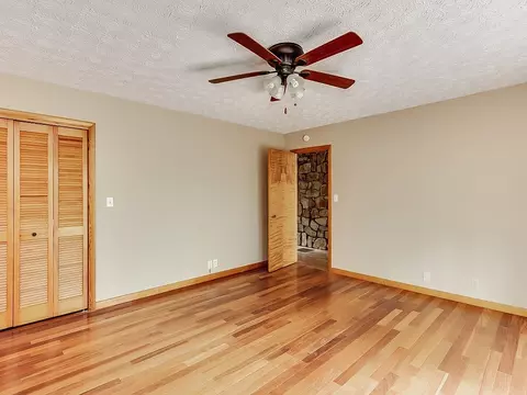 301 Hickory Hill Erwin Tn 37650, Erwin, TN 37650 photo 15