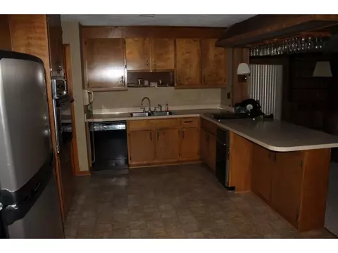 211 Forest Drive Bristol Tn 37620, Bristol, TN 37620 photo 8