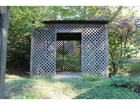 211 Forest Drive Bristol Tn 37620, Bristol, TN 37620 photo 4